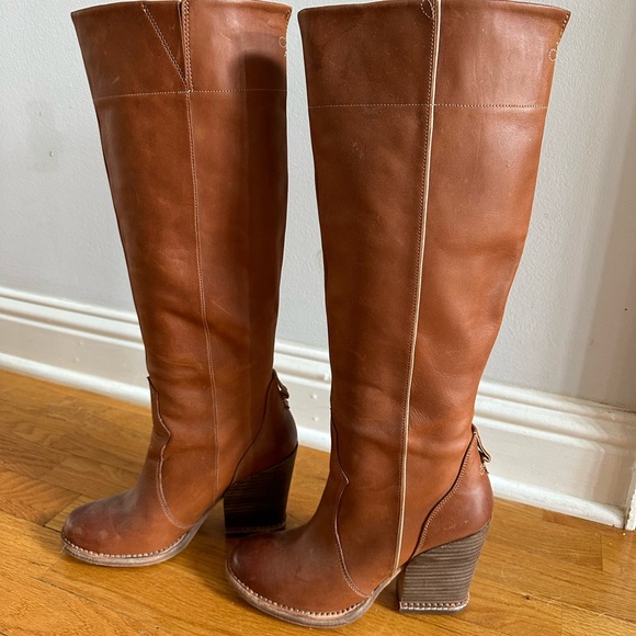 Timberland Marge Tall Boots - Picture 5 of 10